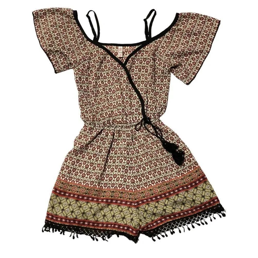 Xhilaration Boho Floral Print Cold Shoulder Romper